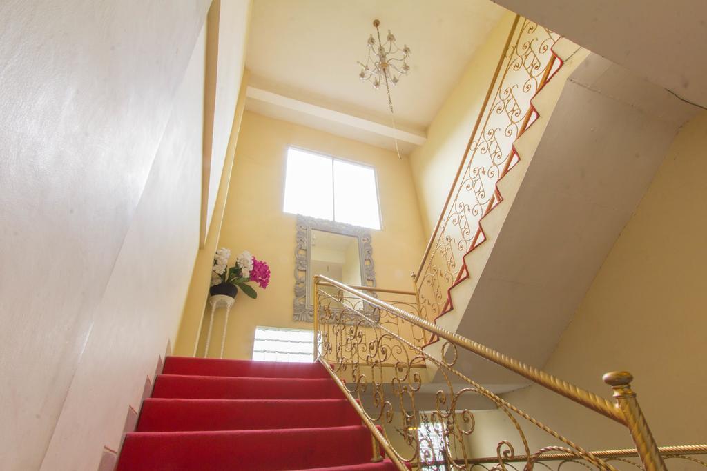 Wijaya Imperial Hotel Baturetno Dış mekan fotoğraf
