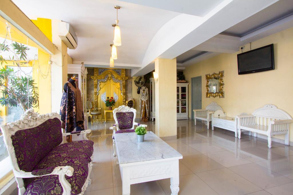 Wijaya Imperial Hotel Baturetno Dış mekan fotoğraf