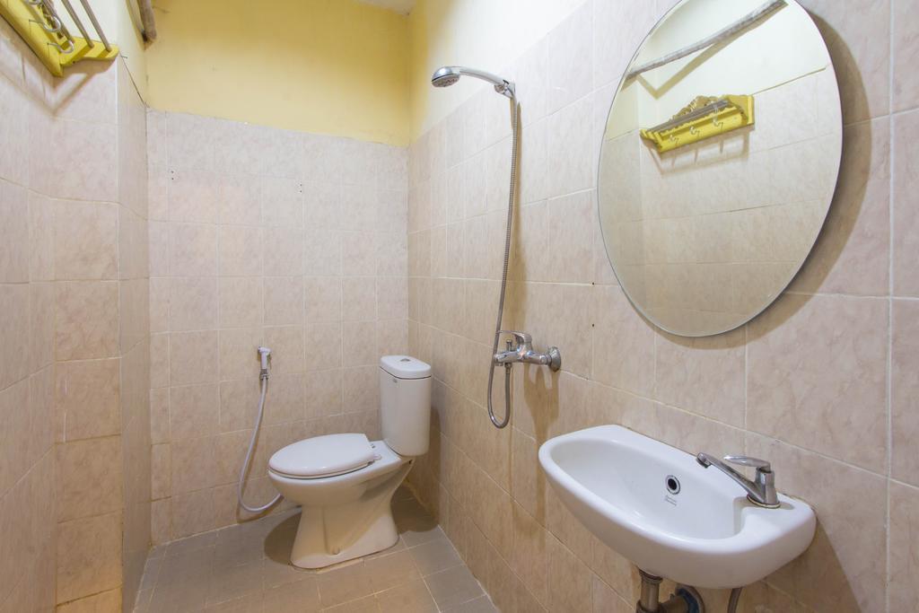Wijaya Imperial Hotel Baturetno Oda fotoğraf