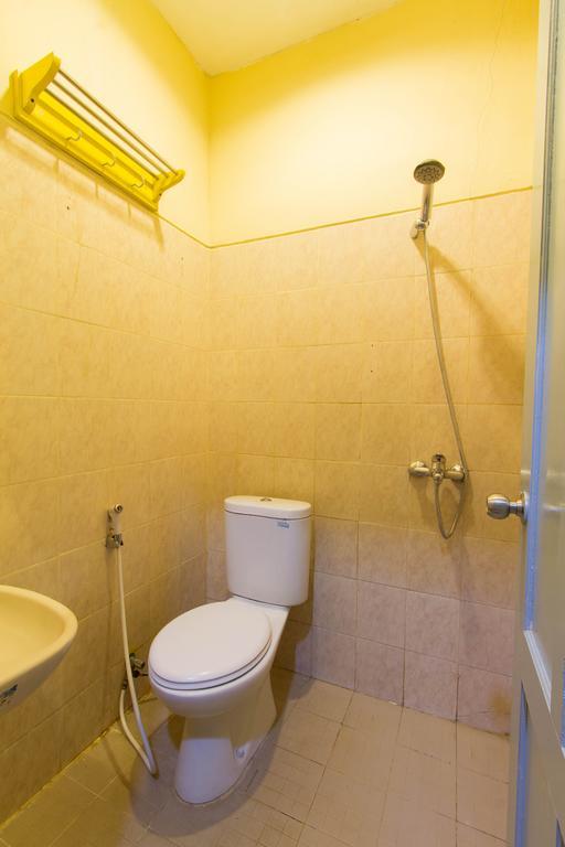 Wijaya Imperial Hotel Baturetno Oda fotoğraf